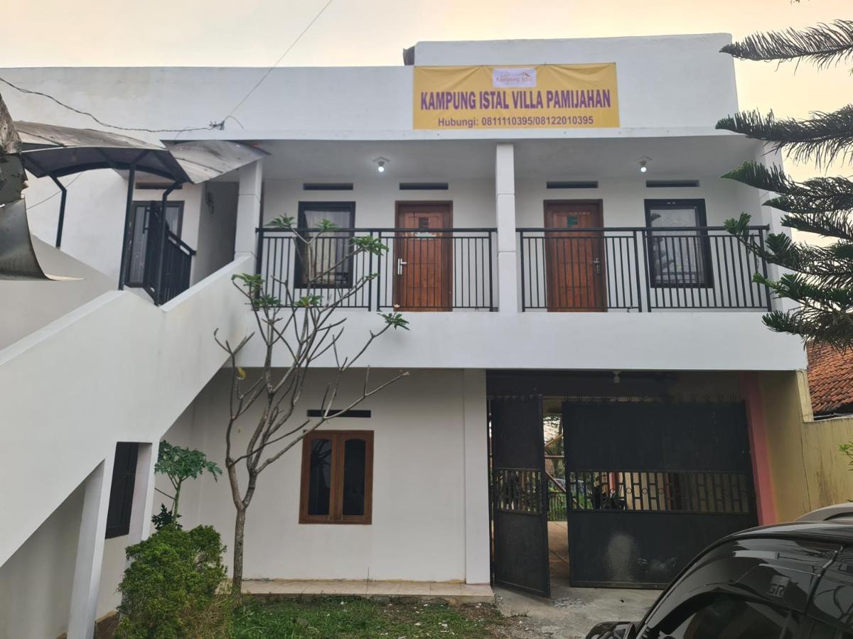 Kampung Istal Villa Pamijahan Bogor Exterior foto